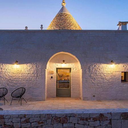 Trullo Jale - Boutique Apartments Остуни Экстерьер фото