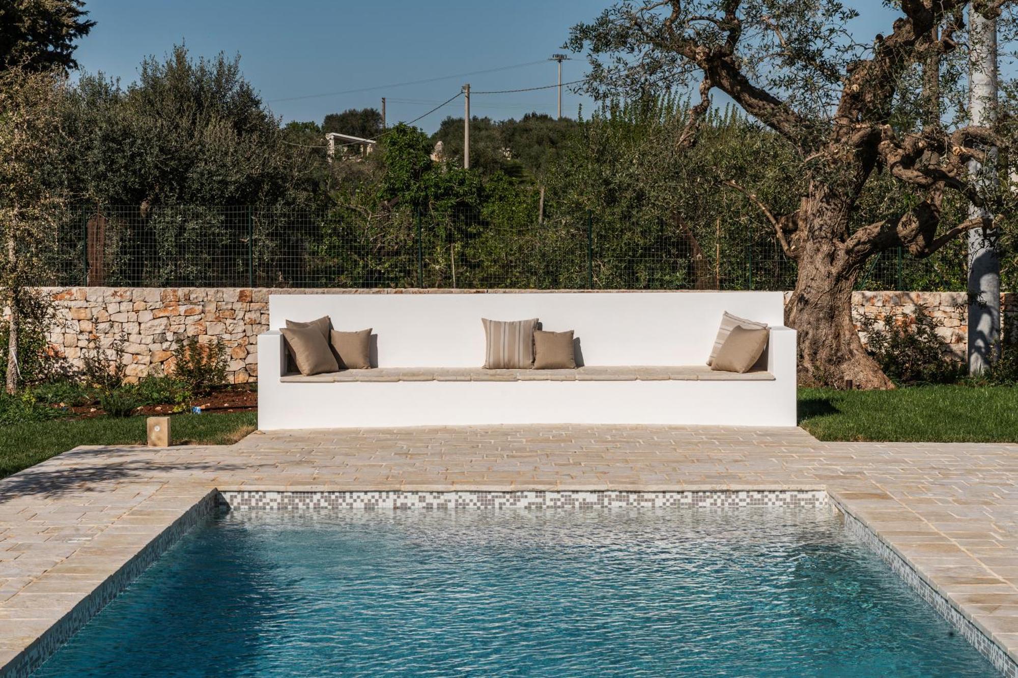Trullo Jale - Boutique Apartments Остуни Экстерьер фото