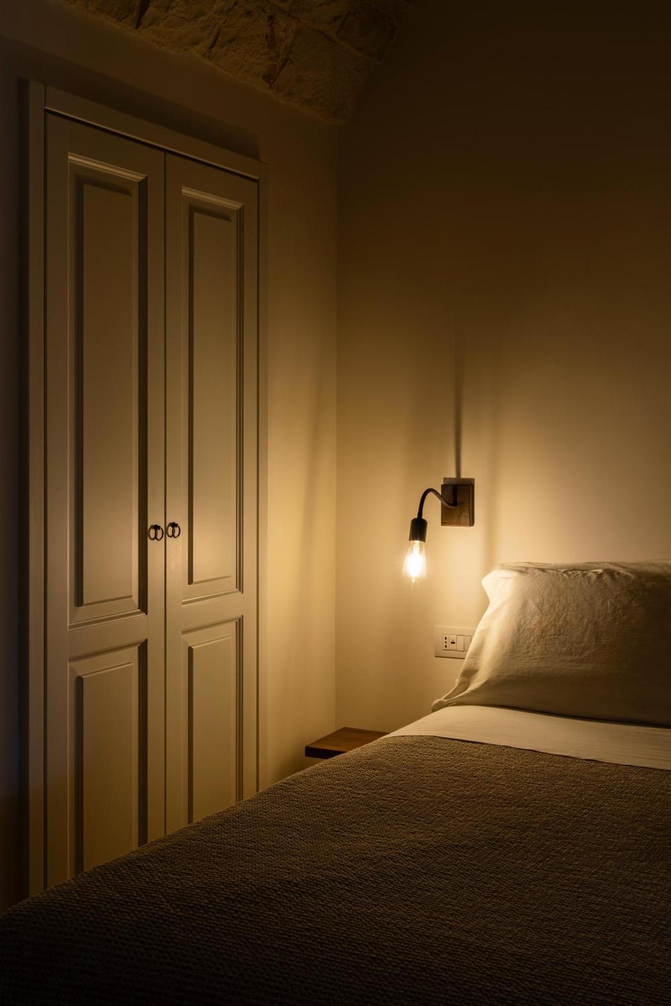 Trullo Jale - Boutique Apartments Остуни Экстерьер фото